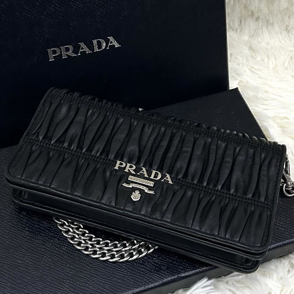 PRADA Nappa Gaufre Chain Bag Black
